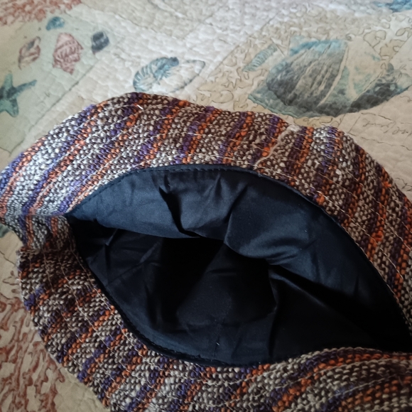 Bucket hat - Picture 3 of 3